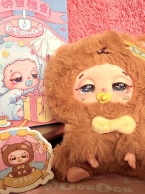 Sleepy Baby Doudou Lucky Delivery Series Plush Pendant Brown Bear w/Bee